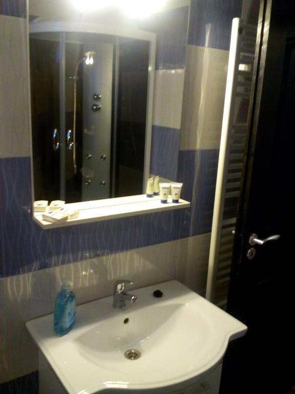 Pensiunea Eliza Hotel Podu Cosnii Phòng bức ảnh